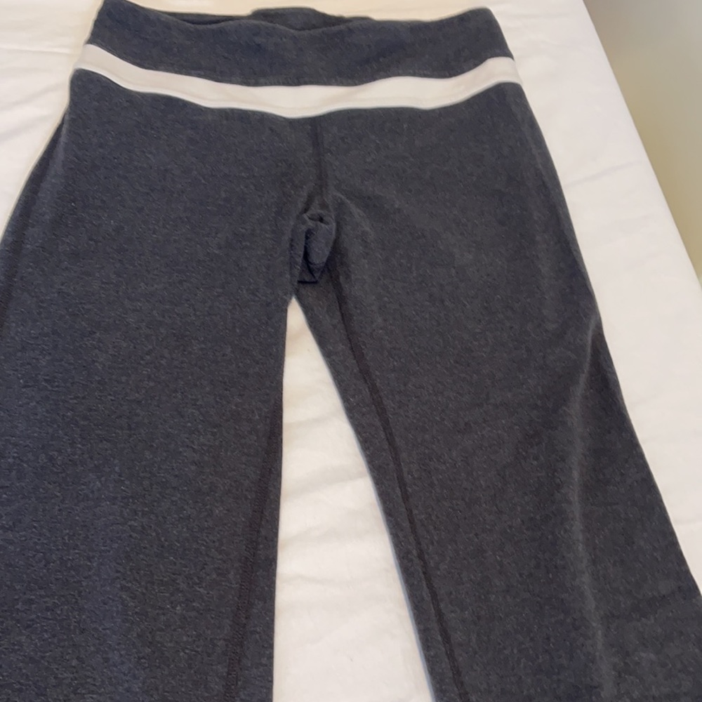 Yoga pants - Picture 5 of 9